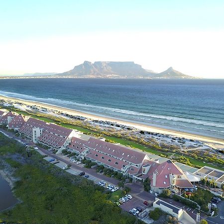 Dolphin Beach Hotel Self Catering Apartments Bloubergstrand Exterior foto